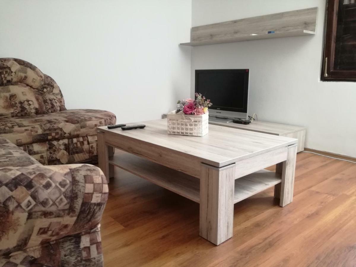 Apartment Ivan มารีนา ภายนอก รูปภาพ