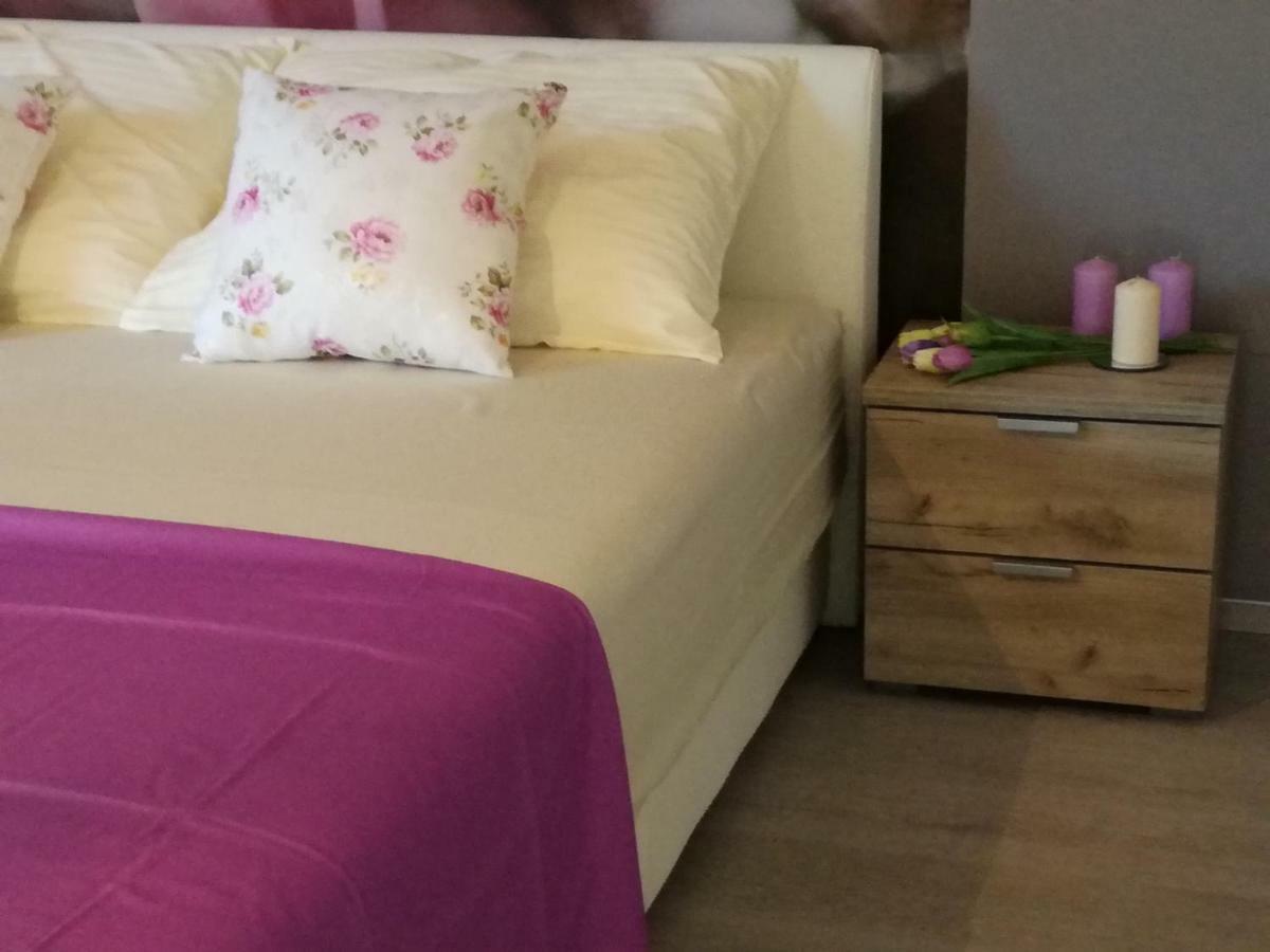Apartment Ivan มารีนา ภายนอก รูปภาพ
