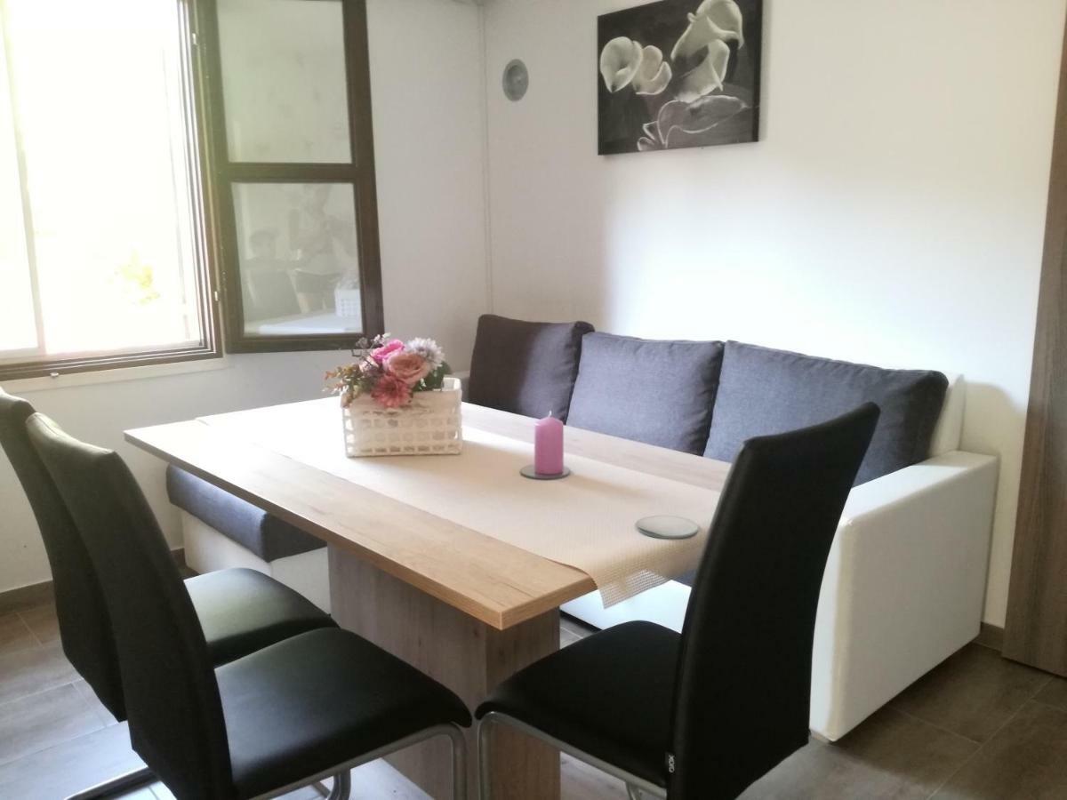 Apartment Ivan มารีนา ภายนอก รูปภาพ